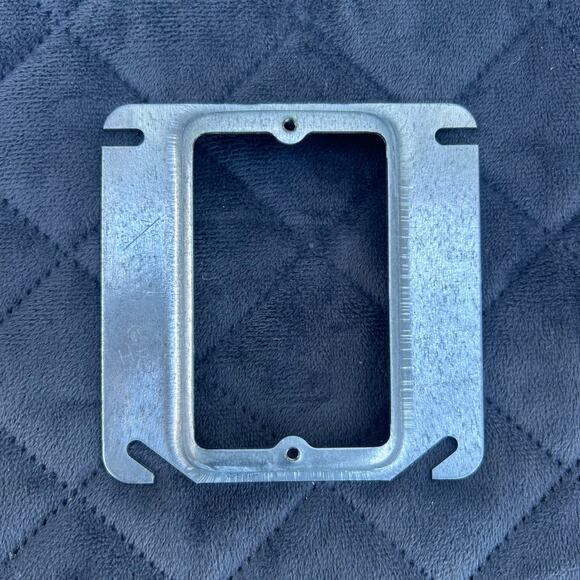 ─୨ৎ─ 4" Square Electrical Box Adapter Cover Mug Ring 32 pc (4E-032) - Picture 1 of 3
